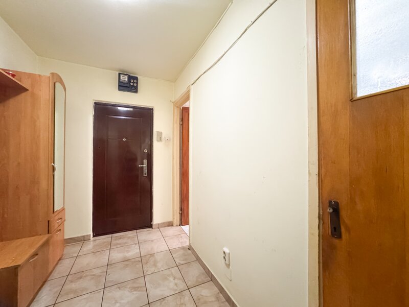 Giurgiului- Drumul Gazarului. Garsoniera decomandata.