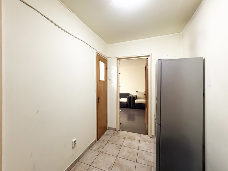 Giurgiului- Drumul Gazarului. Garsoniera decomandata.